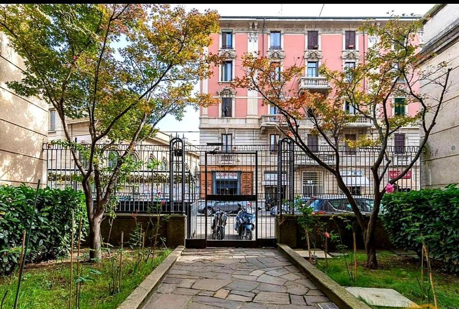 Appartement A Casa Di... à Milan Extérieur photo